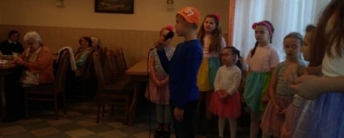 Występ dla seniorów z parafii w Bobrownikach Sląskich